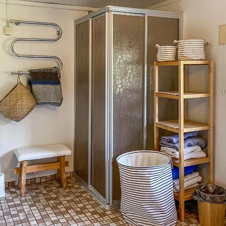 4 Bedroom Stunning In بيت للعطل Stavang